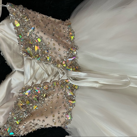 Dancing Queen Dress - Picture 4 of 6